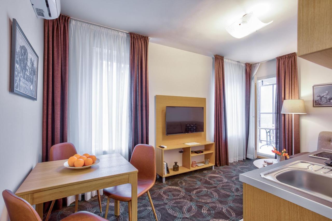 Booking Apartments Βελιγράδι Εξωτερικό φωτογραφία
